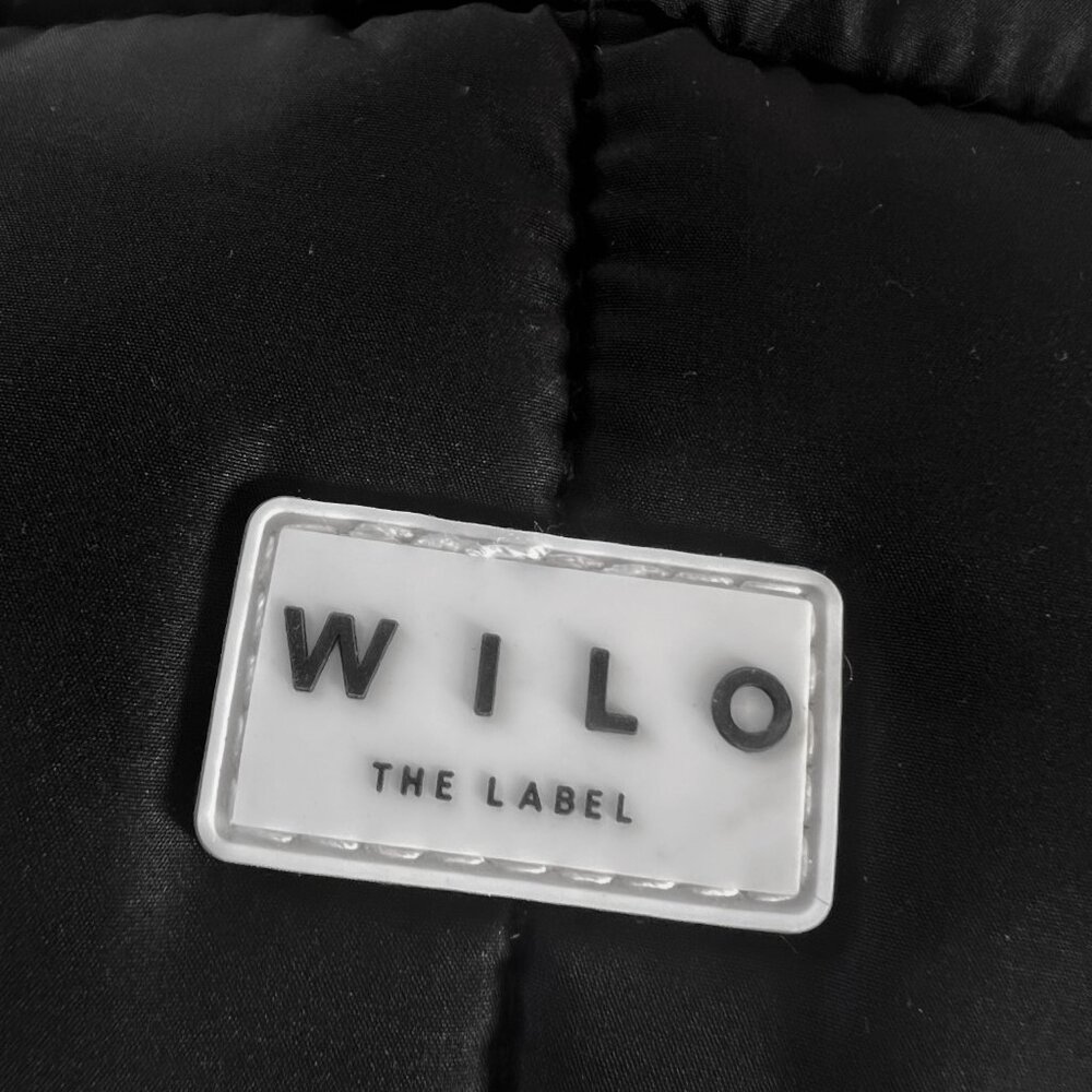 Wilo The Label Black Quilted Puffer Travel Cosmetic Bag Wristlet Clutch - Picture 5 of 9